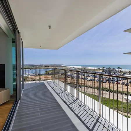 Bayline Xiii Apartment Armação de Pêra